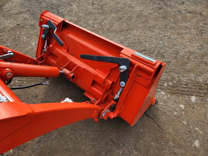 Tractors - Compact  Kubota BX2380 Tractor  Photo